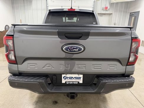 Used 2025 Ford Ranger Lariat w/ Trailer Tow Package image 11