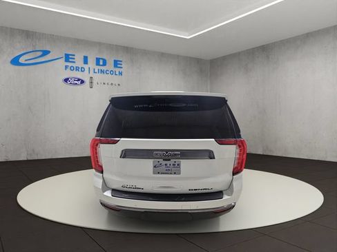 Used 2023 GMC Yukon XL Denali Ultimate w/ LPO, Floor Liner Package AWD/4WD image 8