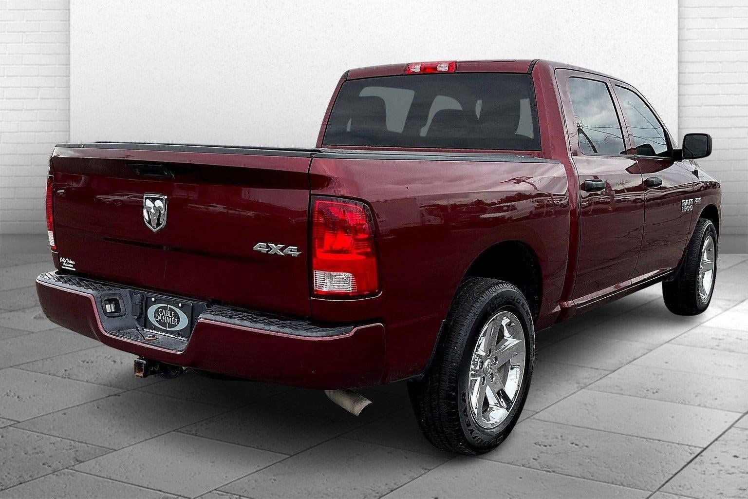 Used 2018 RAM 1500 Express w/ Express Value Package AWD/4WD image 11