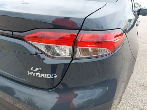 Used 2024 Toyota Corolla LE FWD image 35