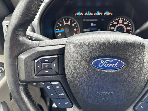 Used 2017 Ford F150 XLT w/ Equipment Group 302A Luxury AWD/4WD image 29