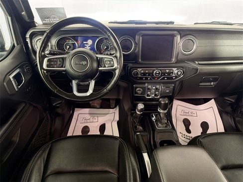 Used 2022 Jeep Wrangler Unlimited Sahara w/ Cold Weather Group image 22