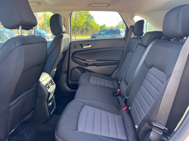Used 2024 Ford Edge SE AWD/4WD image 16
