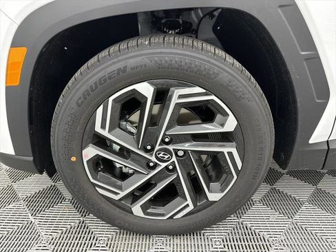 New 2025 Hyundai Tucson Limited image 13