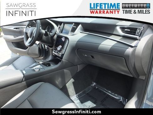 Used 2025 INFINITI QX50 Luxe AWD/4WD image 22
