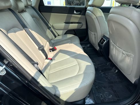 Used 2016 Kia Optima EX w/ Option Group 040 FWD image 14