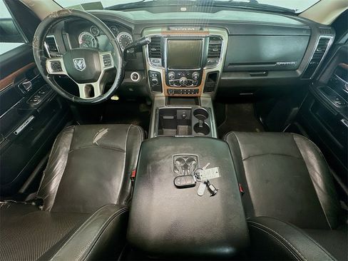 Used 2013 RAM 3500 Laramie w/ Convenience Group image 10