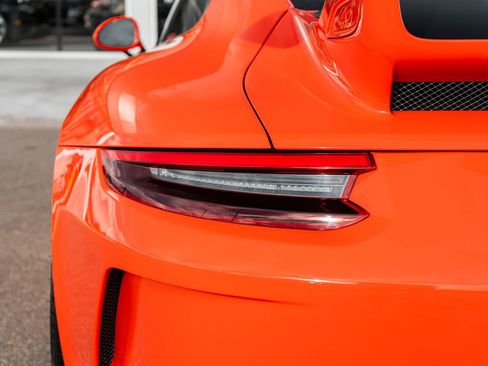 Used 2018 Porsche 911 GT3 image 12