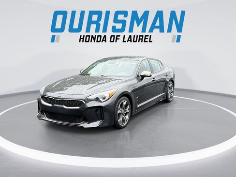 Used 2021 Kia Stinger GT-Line w/ Sun & Sound Package RWD image 4
