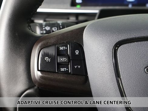 Used 2025 Ford Mustang Mach-E Premium AWD/4WD image 5