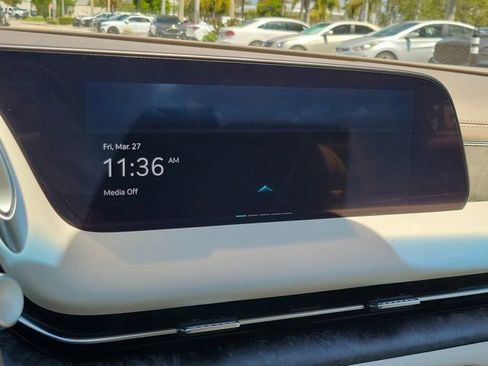 Used 2025 Genesis G90 3.5T AWD/4WD image 31