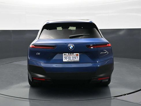 Certified 2023 BMW iX xDrive50 w/ Premium Package AWD/4WD image 6