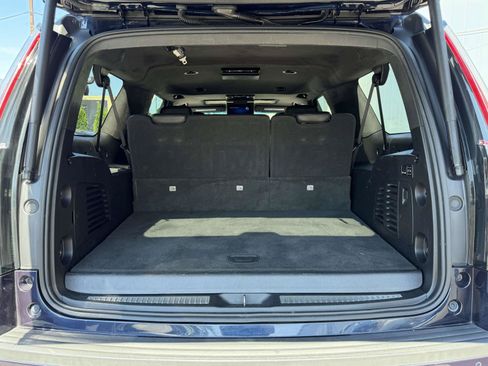 Used 2020 Cadillac Escalade ESV Platinum AWD/4WD image 6