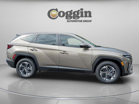 New 2026 Hyundai Tucson Blue SE w/ Tow & Go Package image 7