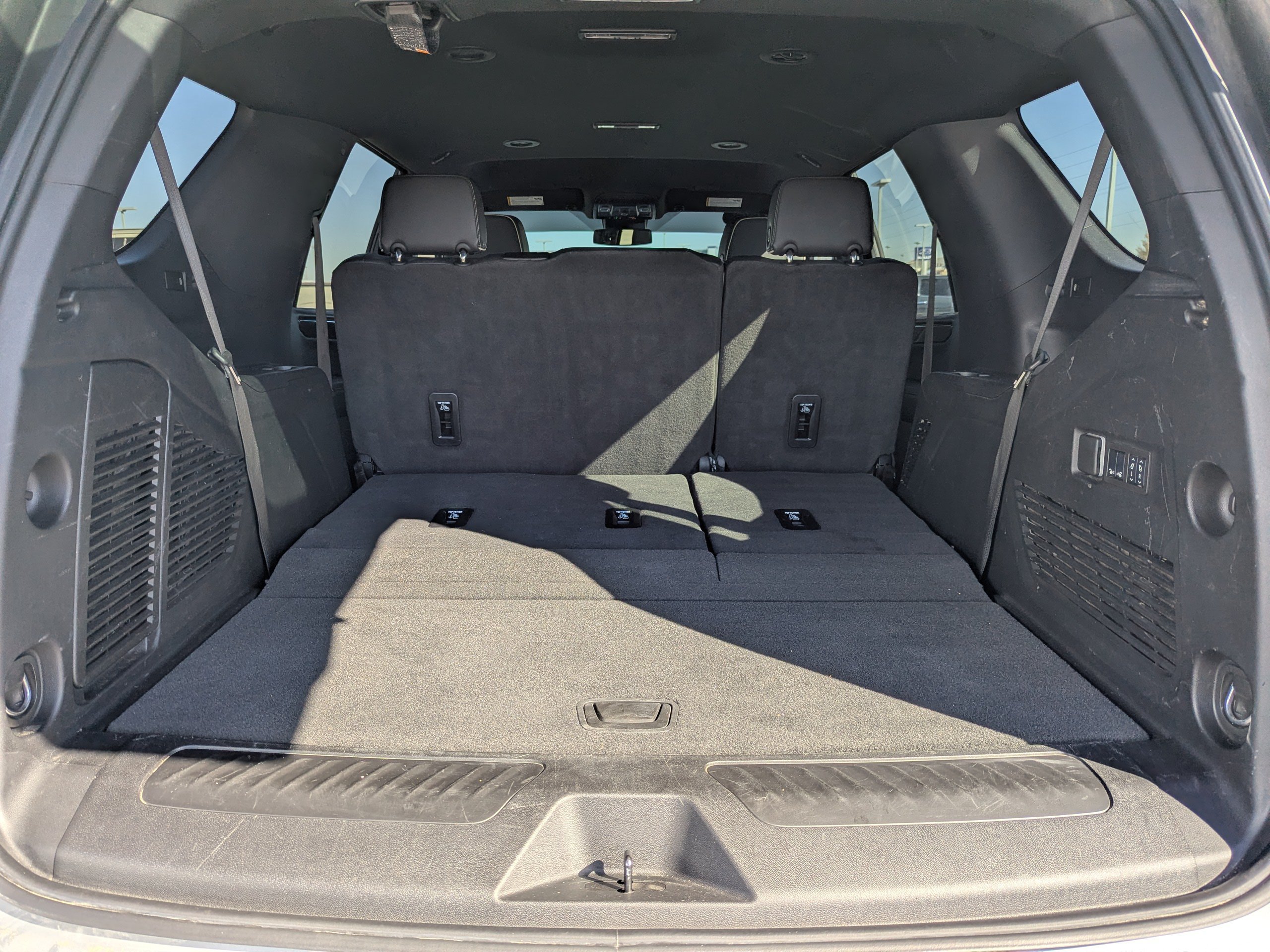 Used 2025 GMC Yukon Elevation AWD/4WD image 37