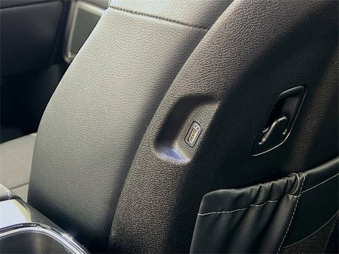 Used 2022 Kia Telluride EX w/ EX Premium Package image 37