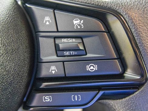 Used 2024 Subaru Crosstrek 2.0i AWD/4WD image 29