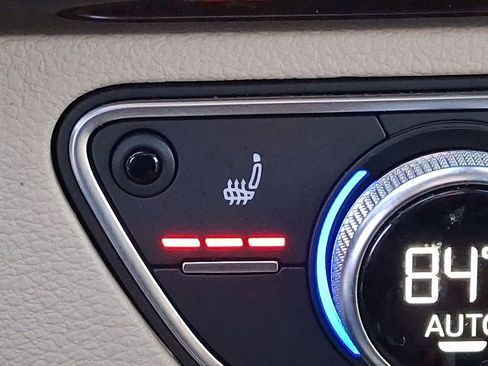 Used 2019 Audi Q5 2.0T Premium w/ Convenience Package image 24