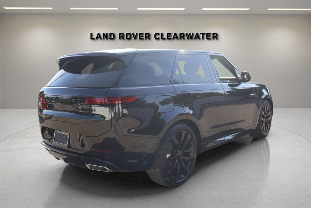 New 2026 Land Rover Range Rover Sport Dynamic SE AWD/4WD image 5