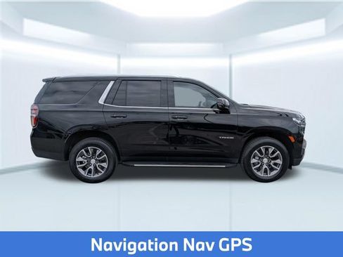 Used 2024 Chevrolet Tahoe LT w/ LT Signature Package AWD/4WD image 8
