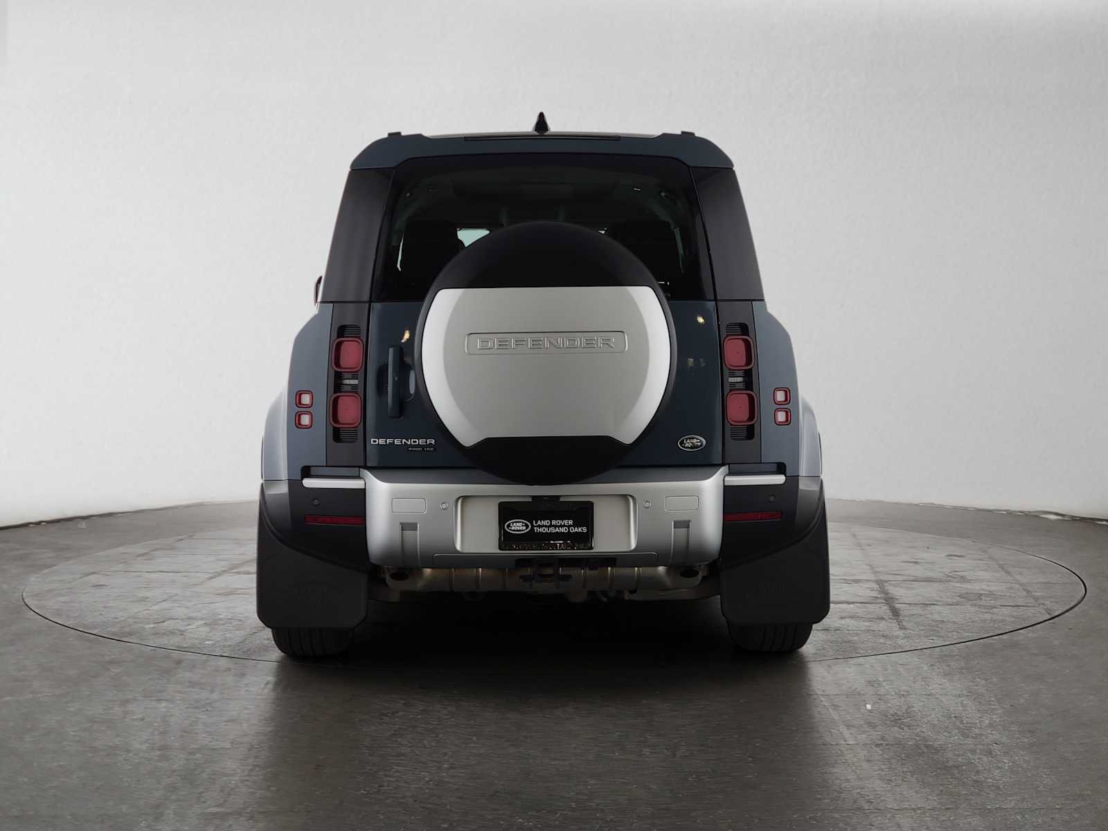 Used 2020 Land Rover Defender 110 HSE AWD/4WD image 4