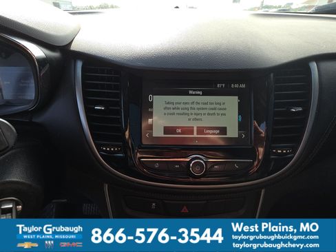 Used 2017 Chevrolet Trax LT AWD/4WD image 8