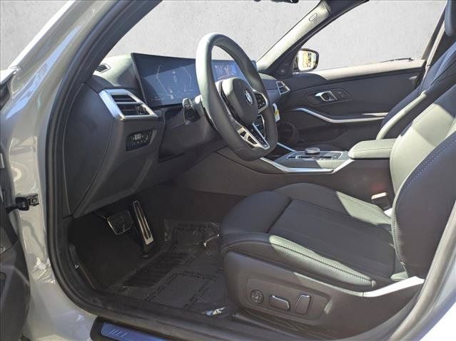 Used 2026 BMW 330i Sedan w/ M Sport Package RWD image 10