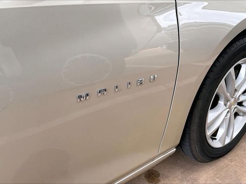 Used 2016 Chevrolet Malibu LT FWD image 10