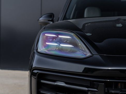 New 2026 Porsche Cayenne E-Hybrid image 21