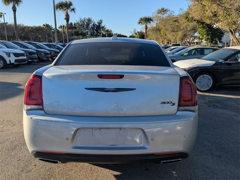 Used 2023 Chrysler 300 S w/ Comfort Group image 13