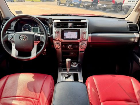 Used 2016 Toyota 4Runner SR5 Premium AWD/4WD image 12