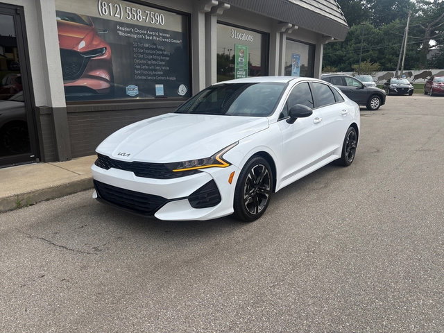 Used 2022 Kia K5 GT-Line AWD/4WD image 2