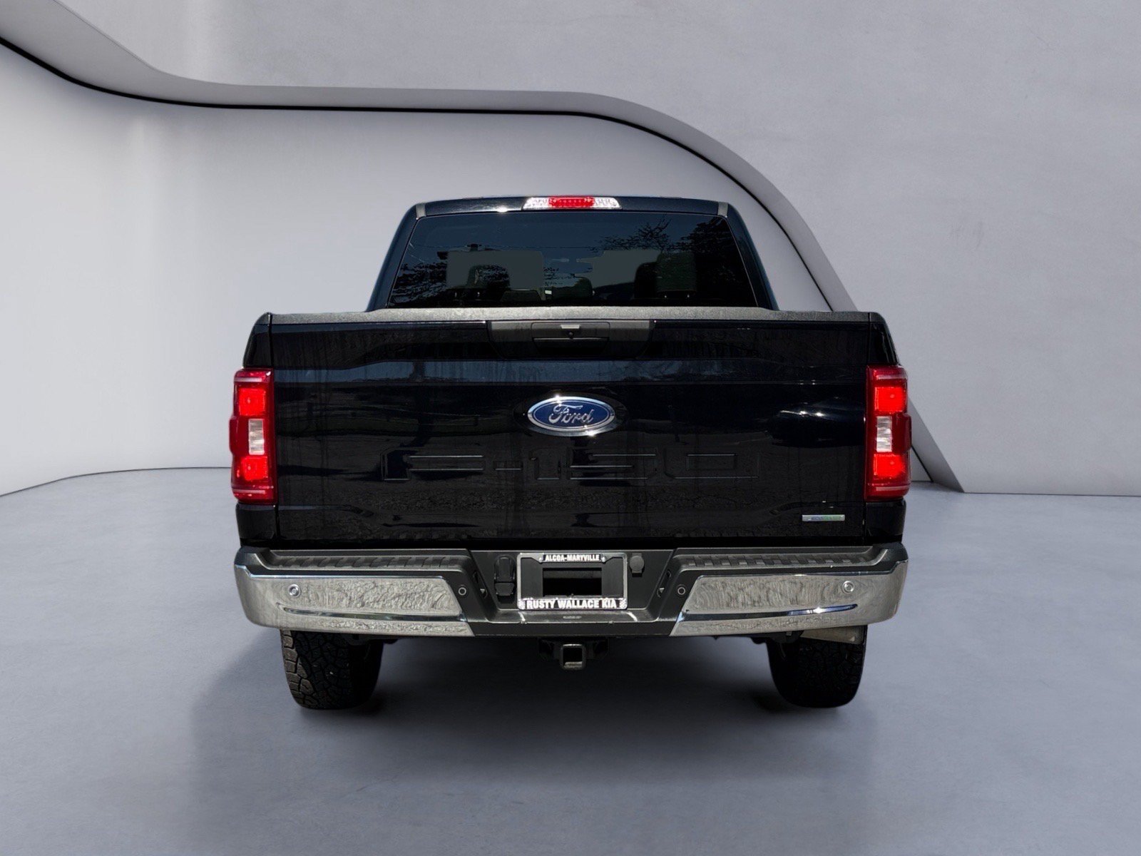 Used 2023 Ford F150 XLT w/ Equipment Group 301A Mid AWD/4WD image 4