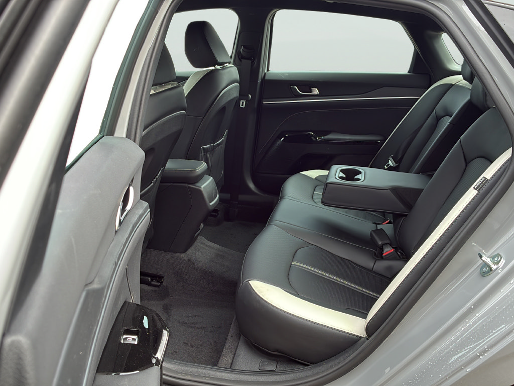 New 2026 Kia K5 GT-Line FWD image 13