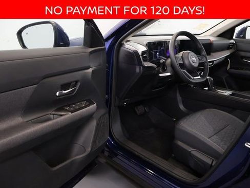 New 2025 Nissan Kicks SV w/ SV Premium Package image 6