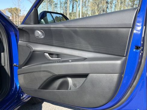 New 2026 Hyundai Elantra SE FWD image 16