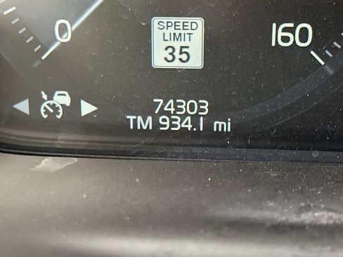 Used 2019 Volvo XC90 T6 Momentum w/ Protection Package Premier AWD/4WD image 33