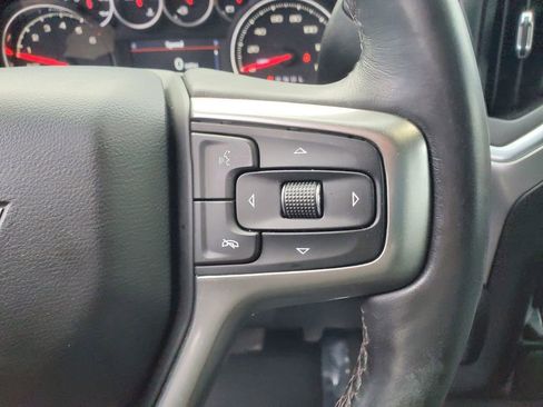 Used 2022 Chevrolet Silverado 1500 LT w/ Z71 Off-Road Package image 13