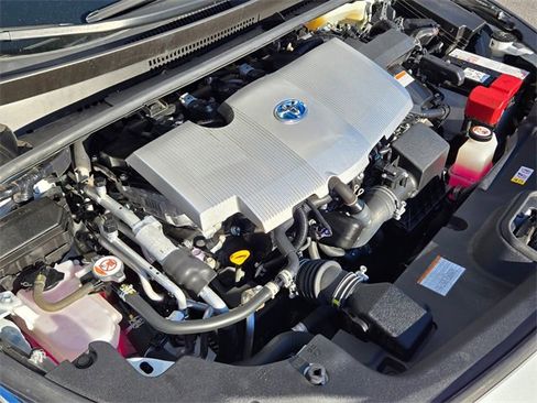 Used 2022 Toyota Prius Prime XLE image 23