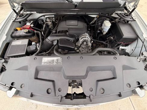 Used 2012 GMC Sierra 1500 SLT w/ All-Terrain Package AWD/4WD image 8