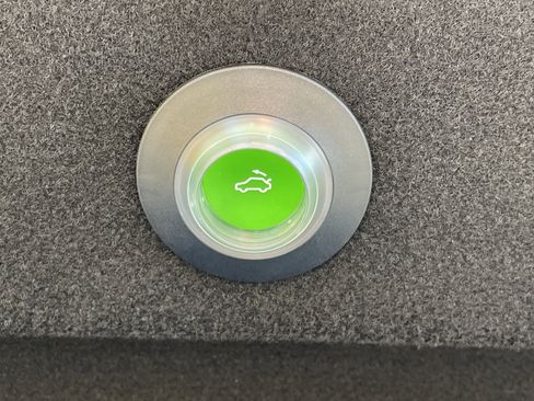 New 2026 Mercedes-Benz Maybach SL 680 image 19