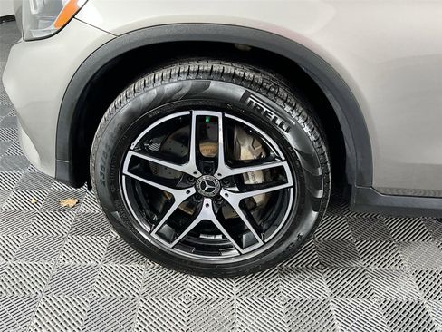 Certified 2019 Mercedes-Benz GLC 300 4MATIC image 30