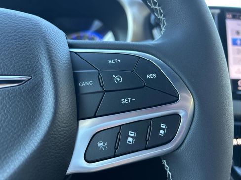 New 2026 Chrysler Voyager LX image 14