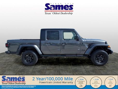 Used 2023 Jeep Gladiator Sport AWD/4WD image 2