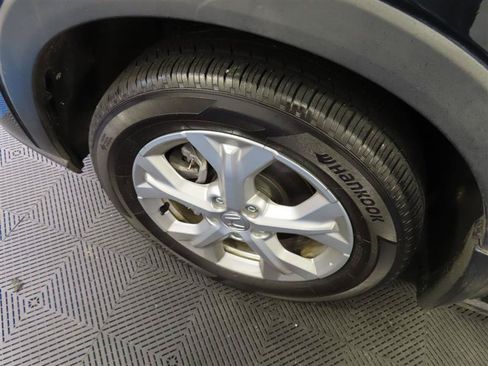 Used 2025 Honda HR-V LX image 6