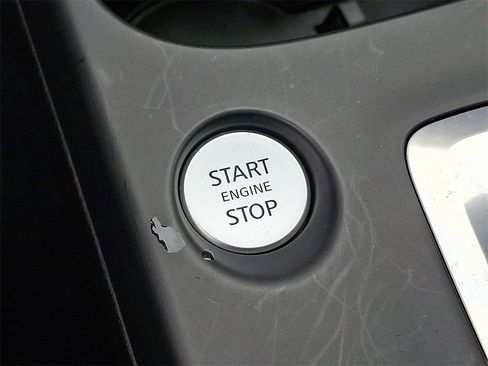 Used 2023 INFINITI QX50 Luxe image 26