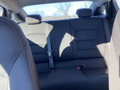 Used 2020 Chevrolet Malibu LS image 23