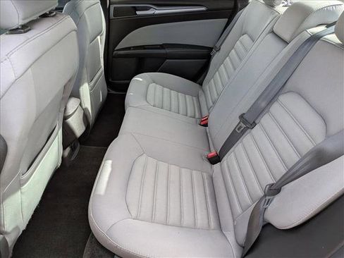 Used 2015 Ford Fusion S image 17