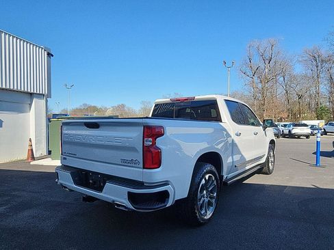 Used 2025 Chevrolet Silverado 1500 High Country w/ Technology Package image 5