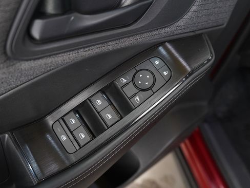 Used 2021 Nissan Rogue S image 23